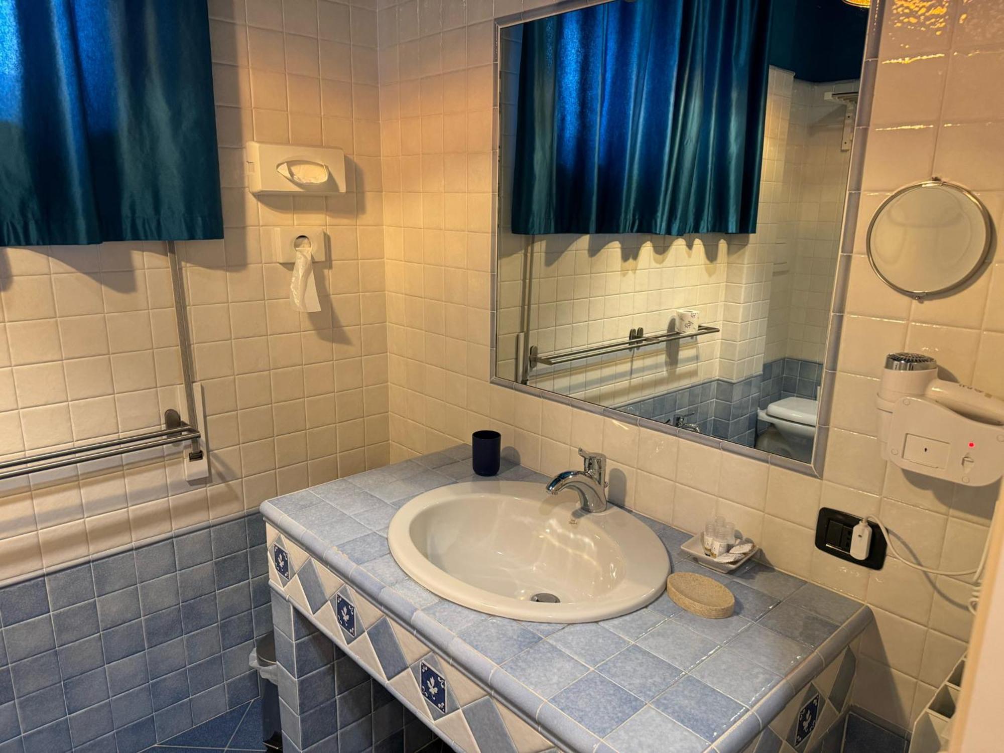 Bracco Rooms & Suites - Boutique Hotel Nel Centro Storico Di มาเตรา ภายนอก รูปภาพ