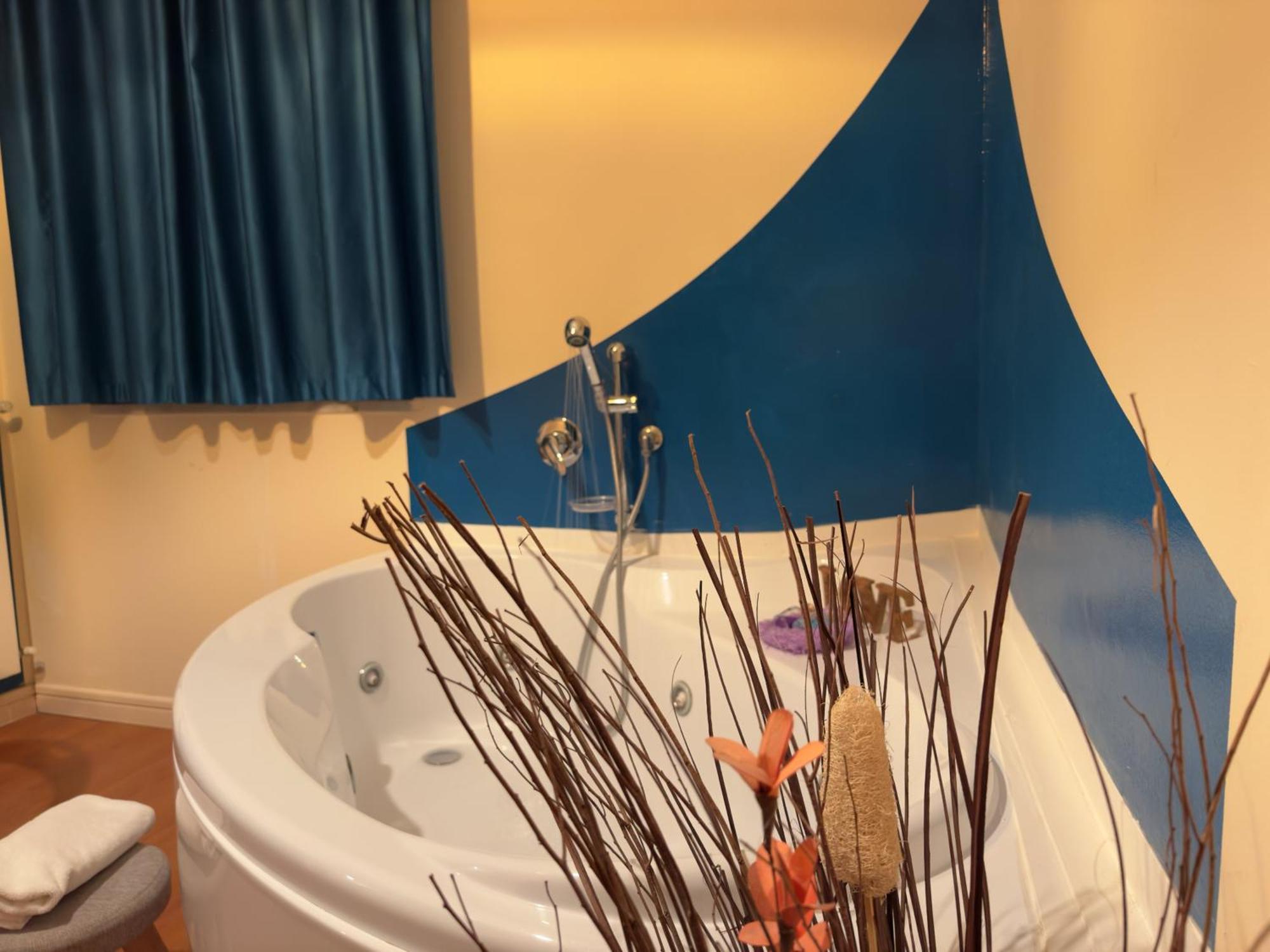 Bracco Rooms & Suites - Boutique Hotel Nel Centro Storico Di มาเตรา ภายนอก รูปภาพ